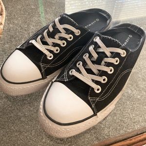 Slip-on Converse Airwalk Kicks Size 11